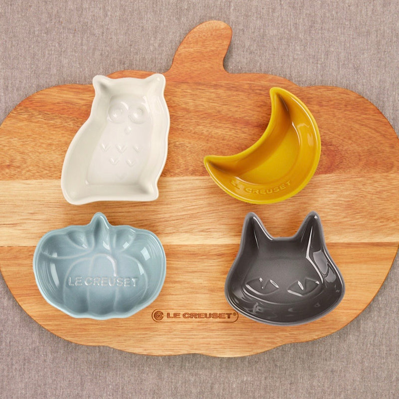 日本 Le Creuset 瓷器萬聖節迷你醬料碟四入組（杏桃黃/ 海洋之花/ 蛋白霜/ 燧石灰)